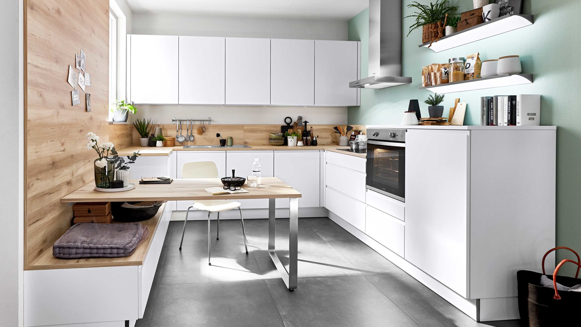 Einbauküche Nolte® küchen aus Holz in Weiß nolte® Einbauküche Sigma mit privileg-Einbaugeräten Weiß & Kernbuche – Stellfläche ca. 285 x 310 cm