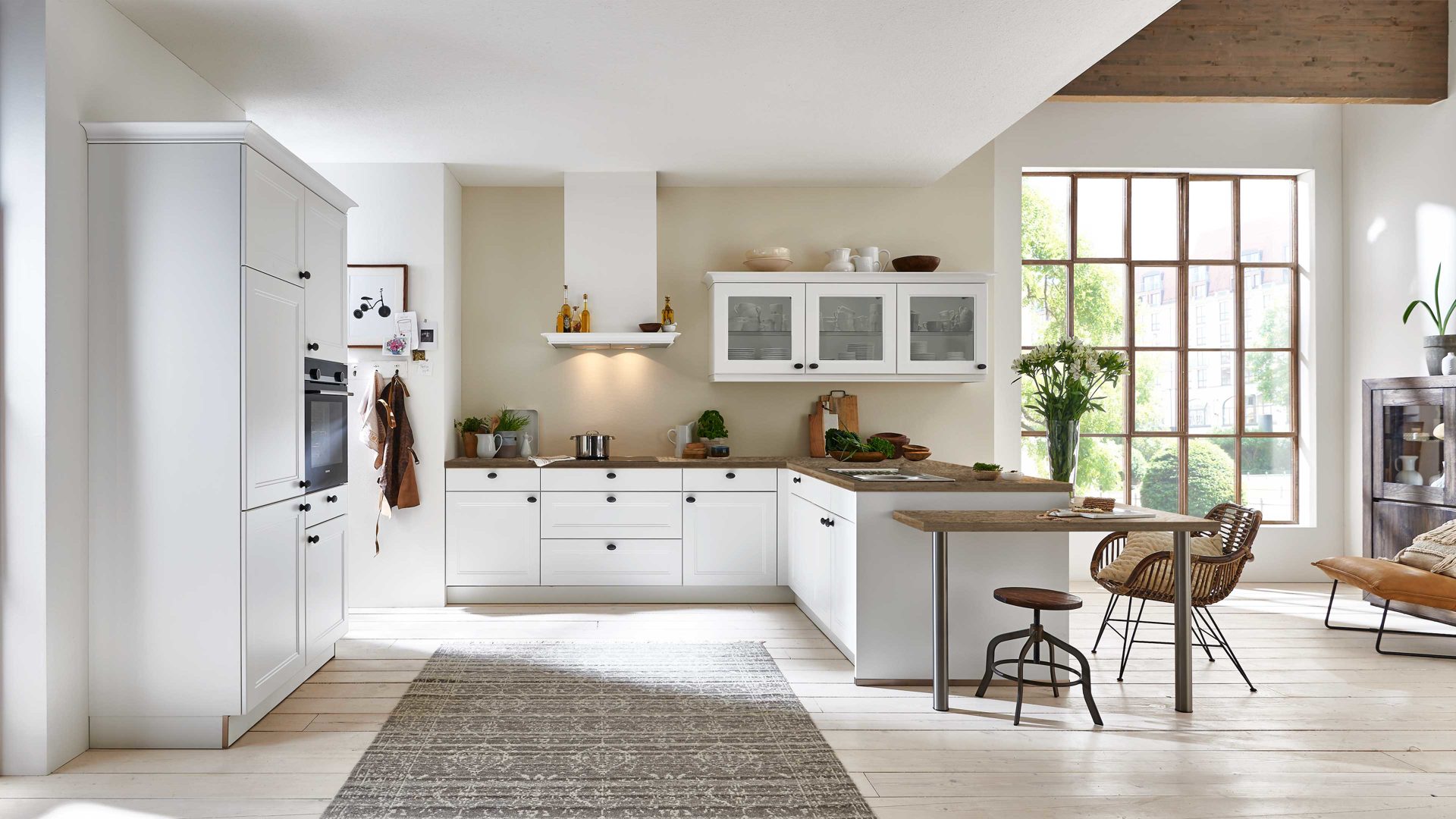 Einbauküche Nolte® küchen aus Holz in Weiß nolte® Einbauküche Windsor mit privileg-Einbaugeräten Weiß & Eiche Barrique - zweizeilig