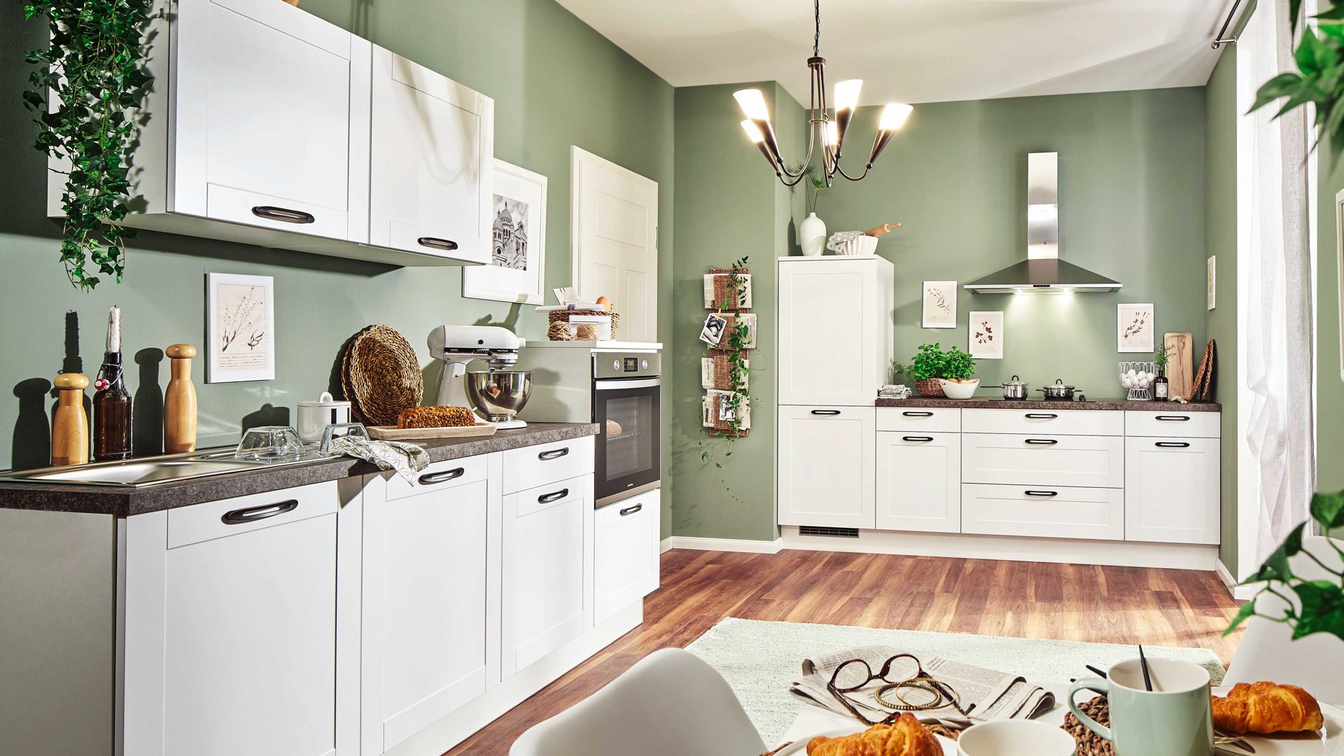 Einbauküche Pino küchen aus Holz in Weiß pino Einbauküche inklusive Einbaugeräte Mattweiß - zweizeilig