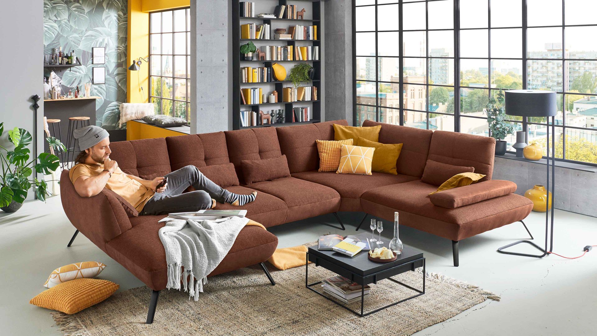 Ecksofa KAWOO aus Stoff in Orange KAWOO Polsterprogramm Dover Plus - Wohnlandschaft kupferfarbene Bezüge Amsterdam & Miranda - Stellfläche ca. 372 x 250 cm