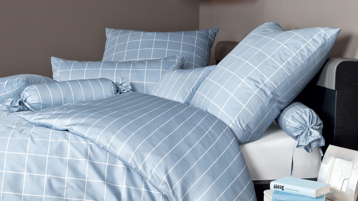 Bettwäsche-Set Janine® aus Naturfaser in Mittelblau Janine Bettwäsche-Set Perlblau - ca. 155 x 220 cm