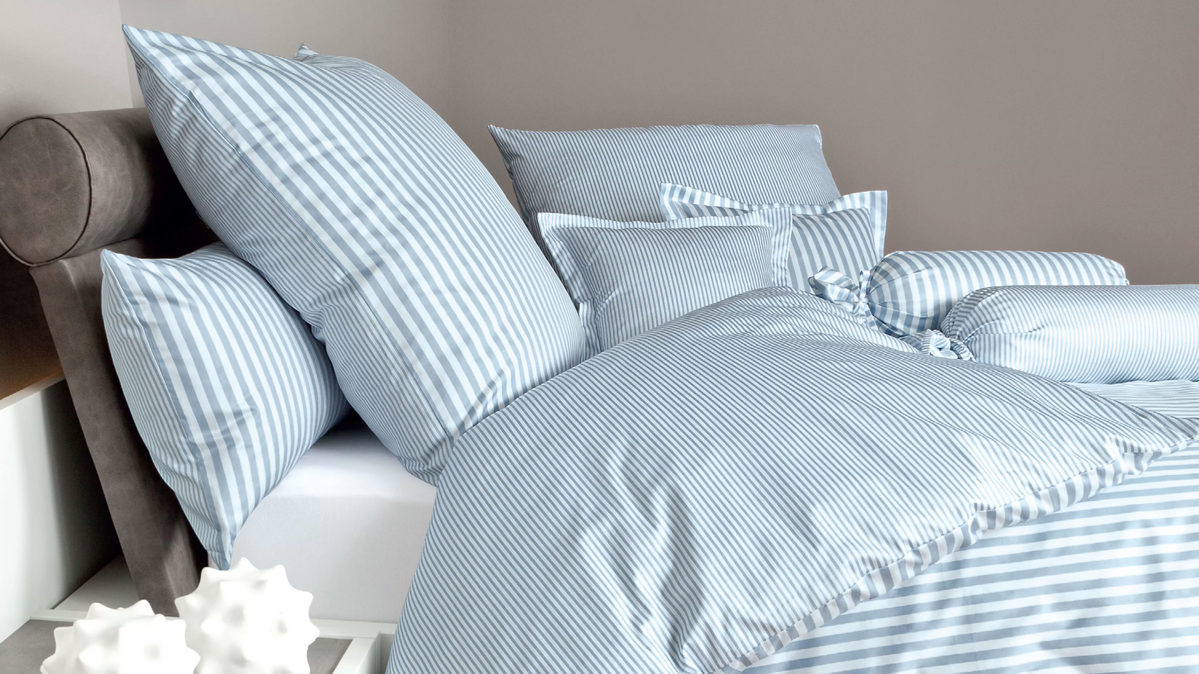 Bettwäsche-Set Janine® aus Naturfaser in Mittelblau Janine® Bettwäsche-Set Perlblau - ca. 155 x 220 cm
