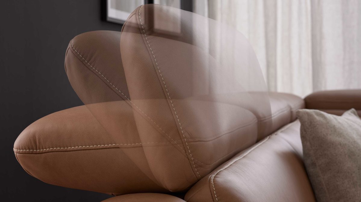 Funktion Interliving aus Metall in Transparent Interliving Sofa Serie 4461 - Kopfpolsterverstellung manuell