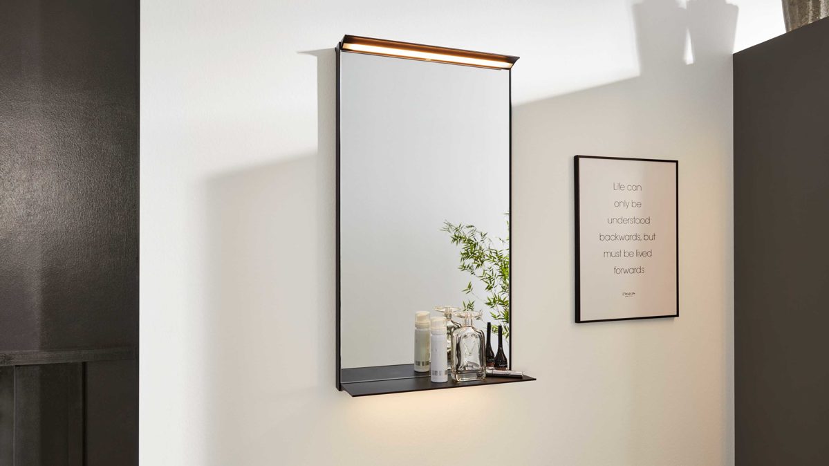 Wandspiegel Interliving aus Spiegel in Transparent Interliving Bad Serie 7961 - beleuchteter Wandspiegel mattschwarzes Metall - ca. 40 x 72 cm