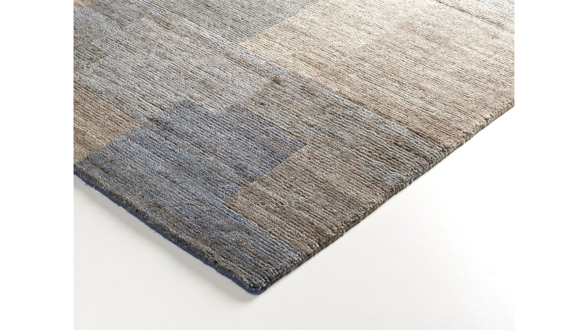 Nepalteppich Oci aus Naturfaser in Blau Nepalteppich Elegant New Lima für Ihre Wohnaccessoires silber-graue Schurwolle – ca. 140 x 200 cm