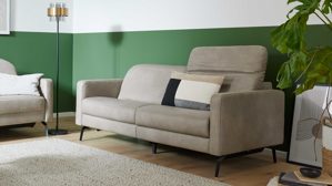 Dreisitzer Interliving aus Leder in Grau Interliving Sofa Serie 4065 – Dreisitzer 3KV kieselfarbenes Leder Cloudy gravel & schwarze Metallfüße – Länge ca. 238 cm
