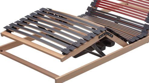 Lattenrost Interliving aus Holz in Holzfarben Interliving Lattenrost Serie 1953 mit Funksteuerung zweifach motorisch mit Funk-Fernbedienung – Liegefläche ca. 90 x 200 cm