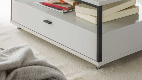 Couchtisch PARTNERRING COLLECTION aus Holz in Weiß PARTNERRING COLLECTION Wohnprogramm Mori - Couchtisch Weiß & Schwarzgrau – ca. 110 x 42 cm