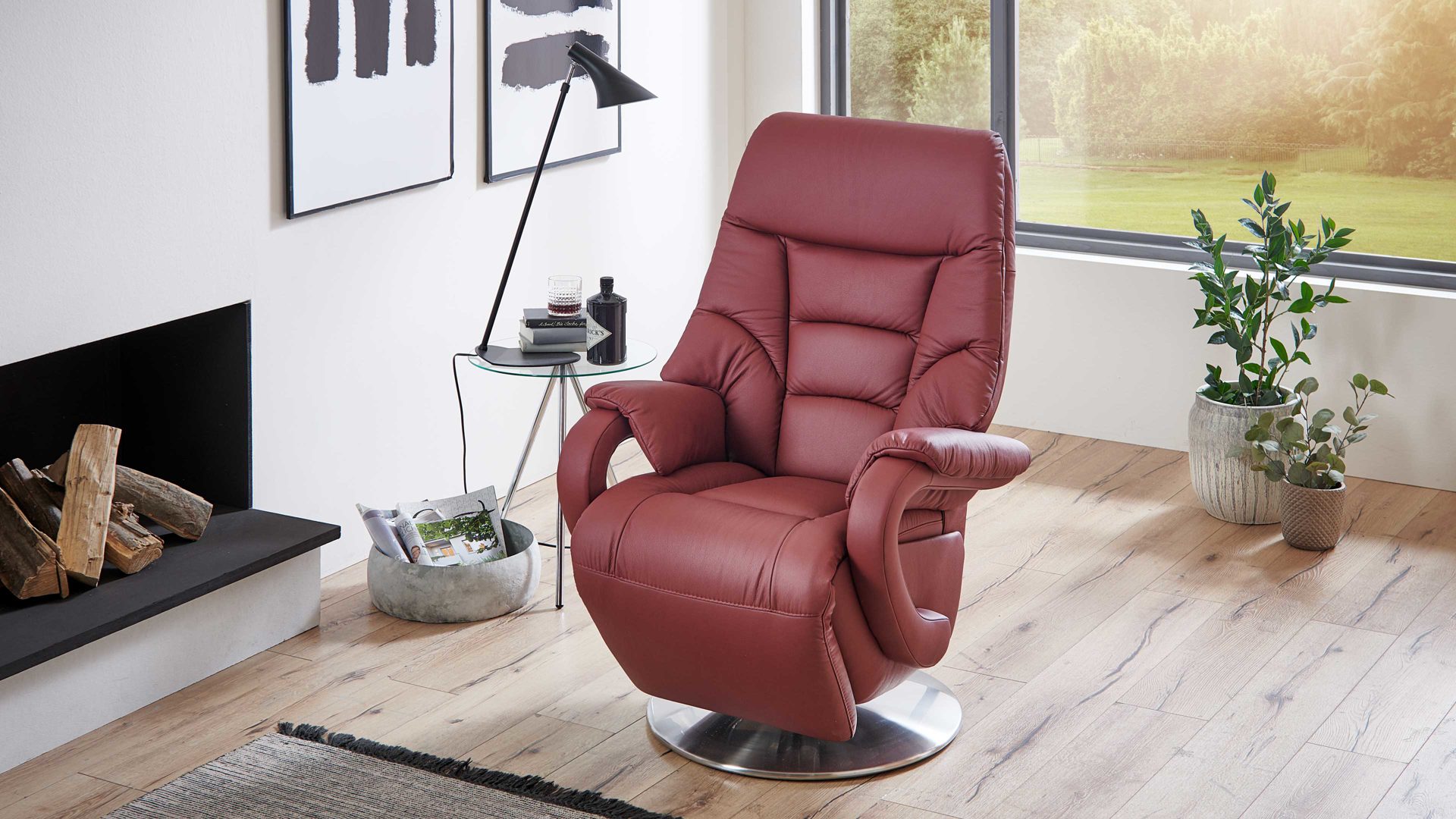 Relaxsessel Steinpol polsteria aus Leder in Rot Relaxsessel mit elektrischen Funktionen melotfarbenes Leder Punch & Edelstahl-Tellerfuß - drei Motoren