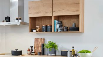 Einbauküche Nobilia® aus Holz in Schwarz nobilia® Einbauküche Easytouch mit AEG Einbaugeräten Grafitschwarz & Eiche Sierra – zweizeilig