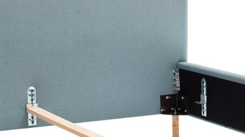 Bettgestell Meise.möbel aus Stoff in Hellblau Polsterbettgestell Mattis eisblaues Flachgewebe Aspen 84 & Holzfüße - Liegefläche ca. 180 x 200 cm