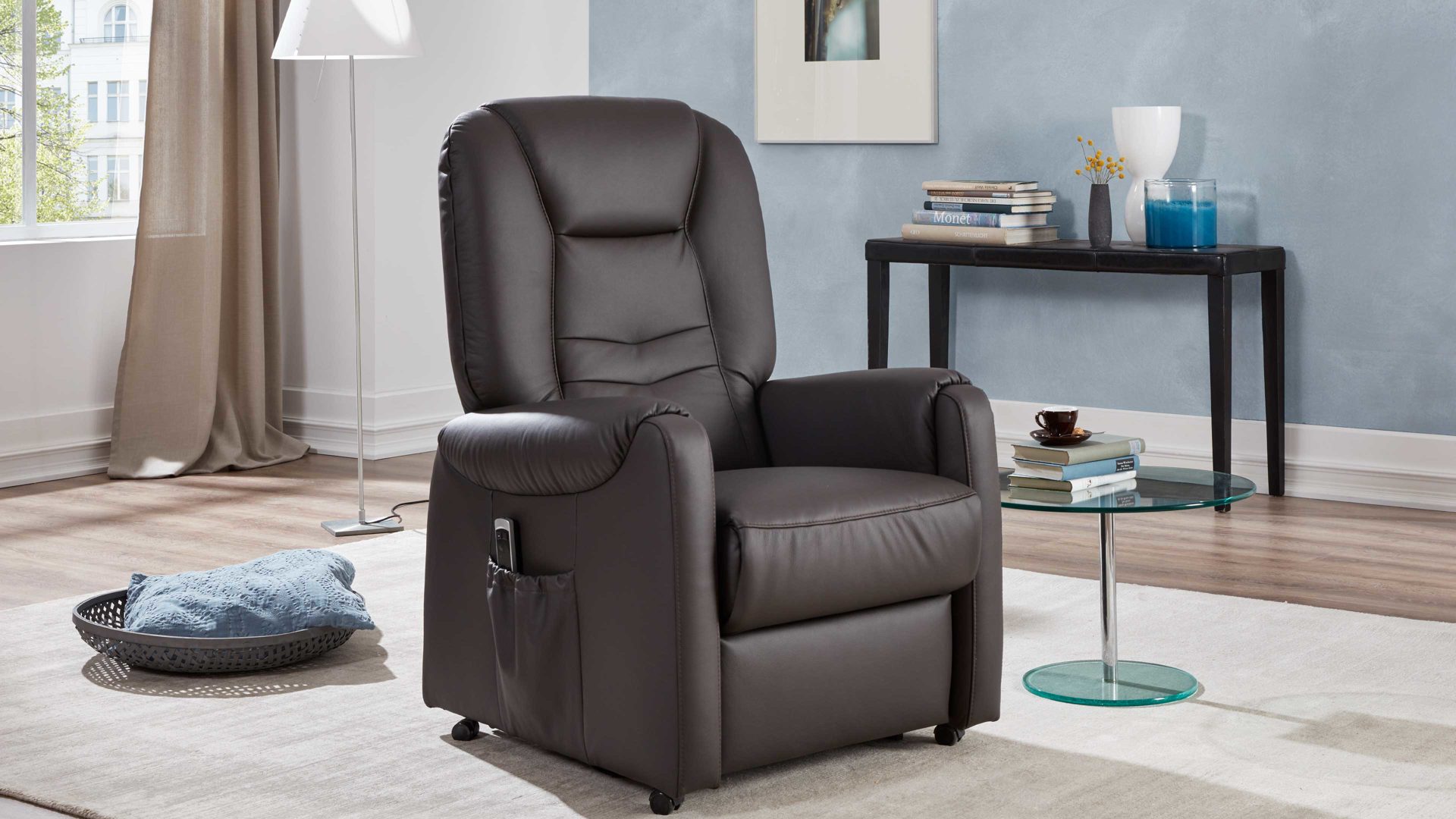Relaxsessel Steinpol polsteria aus Leder in Dunkelbraun TV-Sessel Carlos moccafarbenes LongLife-Leder Punch – zwei Motoren & Aufstehhilfe