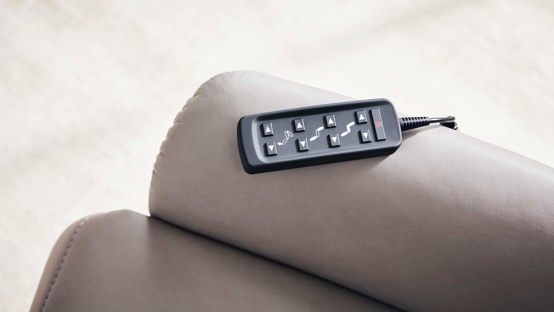 Relaxsessel Interliving aus Leder in Grau Interliving Sessel Serie 4552 stahlfarbenes LongLife-Leder & edelstahlfarbener Sternfuß – zwei Motoren