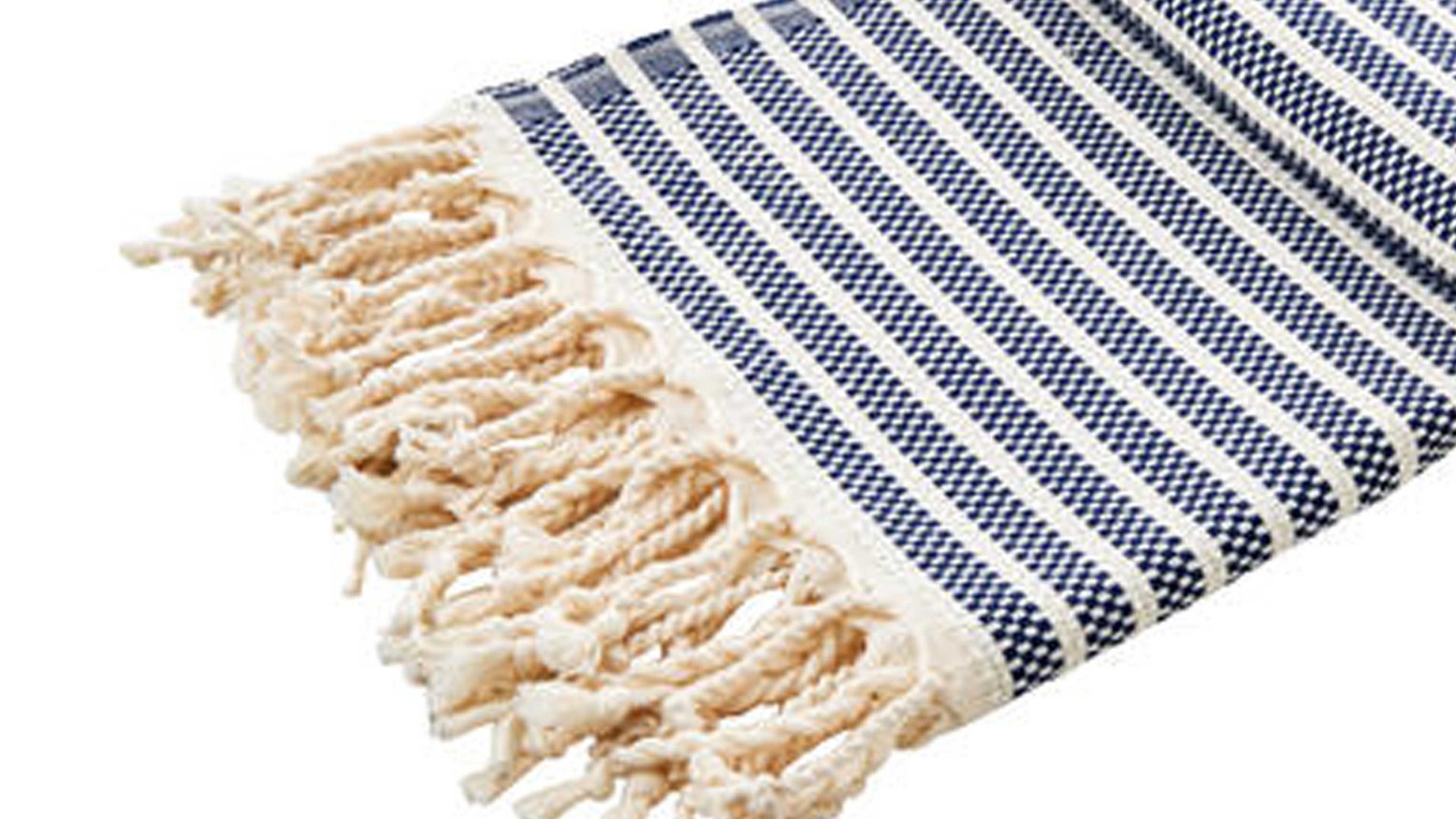 Wohndecke Done.® aus Naturfaser in Dunkelblau done.® Wohndecke Lounge Stripes Plus Marine & Weiß – ca. 100 x 180 cm