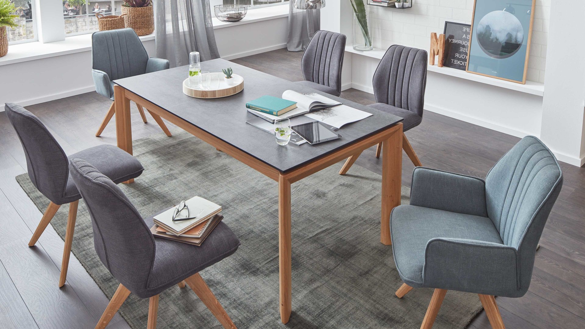 Auszugtisch Interliving aus Holz in Grau Interliving Esszimmer Serie 5102 – Auszugtisch granitfarbenes HPL & Wildeiche – ca. 160-260 x 90 cm