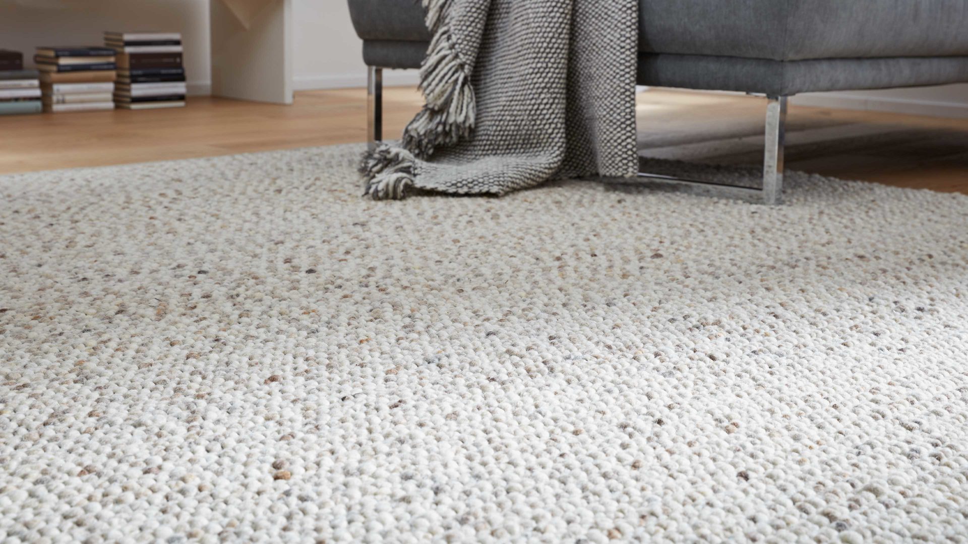 Handwebteppich Interliving aus Naturfaser in Beige Interliving Teppich Serie B-8001 sandfarbene Schurwolle – ca. 140 x 190 cm