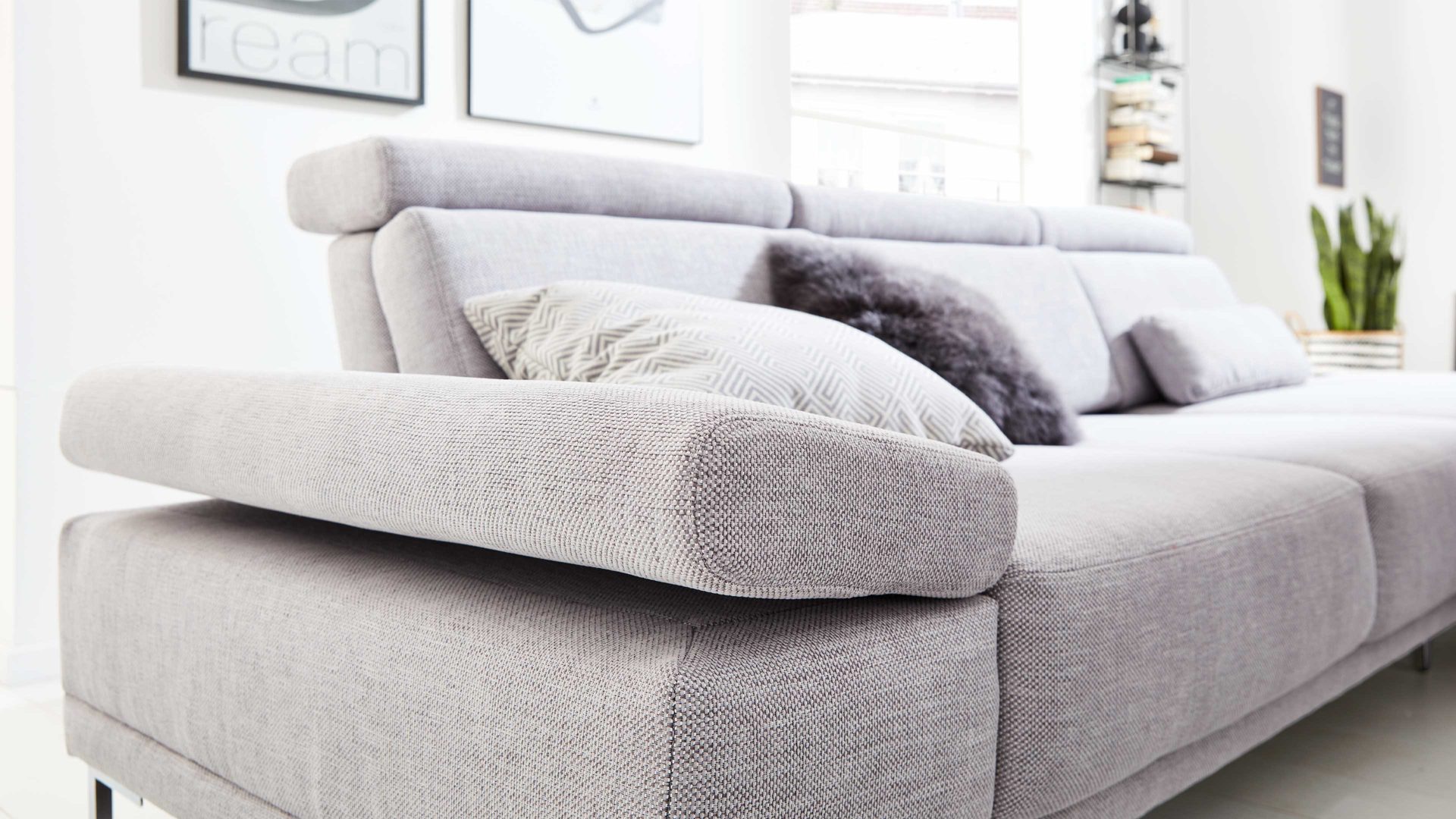 Funktion Interliving aus Metall in Transparent Interliving Sofa Serie 4251 – Armteilverstellung Funktions-Mehrpreis