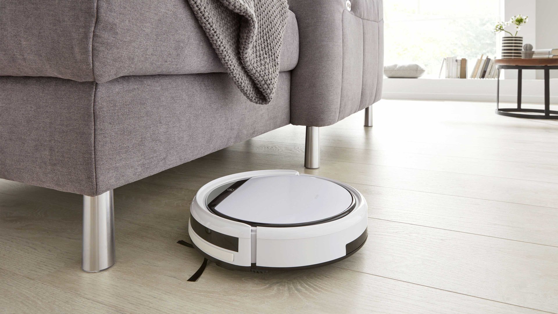 Ecksofa Interliving aus Stoff in Grau Interliving Sofa Serie 4305 – Wohnlandschaft mit Federkern silberfarbene Chenille Miro – Stellfläche ca. 258 x 326 cm