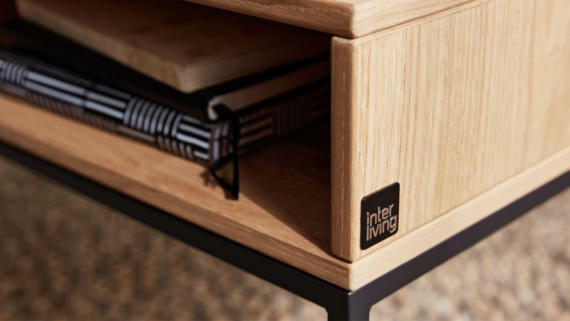 Couchtisch Interliving aus Holz in Holzfarben Interliving Esszimmer Serie 5604 - Couchtisch Eiche rustico & Anthrazit - ca. 100 x 60 cm