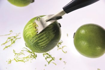 Küchenhelfer Gefu aus Kunststoff in Silber Schwarz GEFU Zestenreißer hochwertiger Edelstahl & Kunststoff