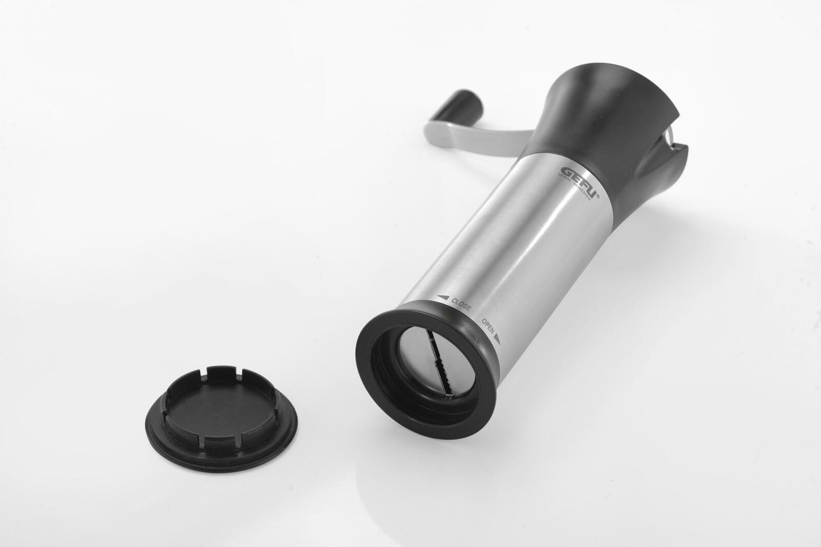 Küchenhelfer Gefu aus Kunststoff in Silber Schwarz GEFU Muskatmühle aus hochwertigem Edelstahl & Kunststoff