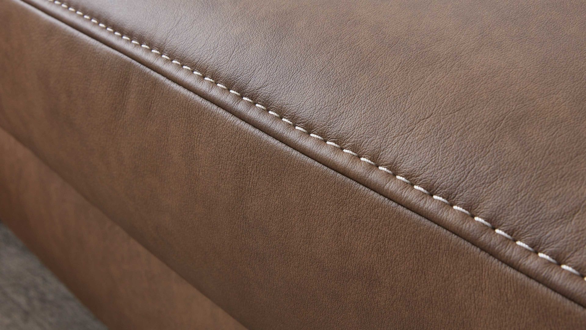 Polsterhocker comfortmaster besser sitzen, liegen, leben aus Leder in Hellbraun Comfortmaster 1180 - Hocker 302E wüstenfarbenes LongLife-Leder - ca. 100 x 65 cm