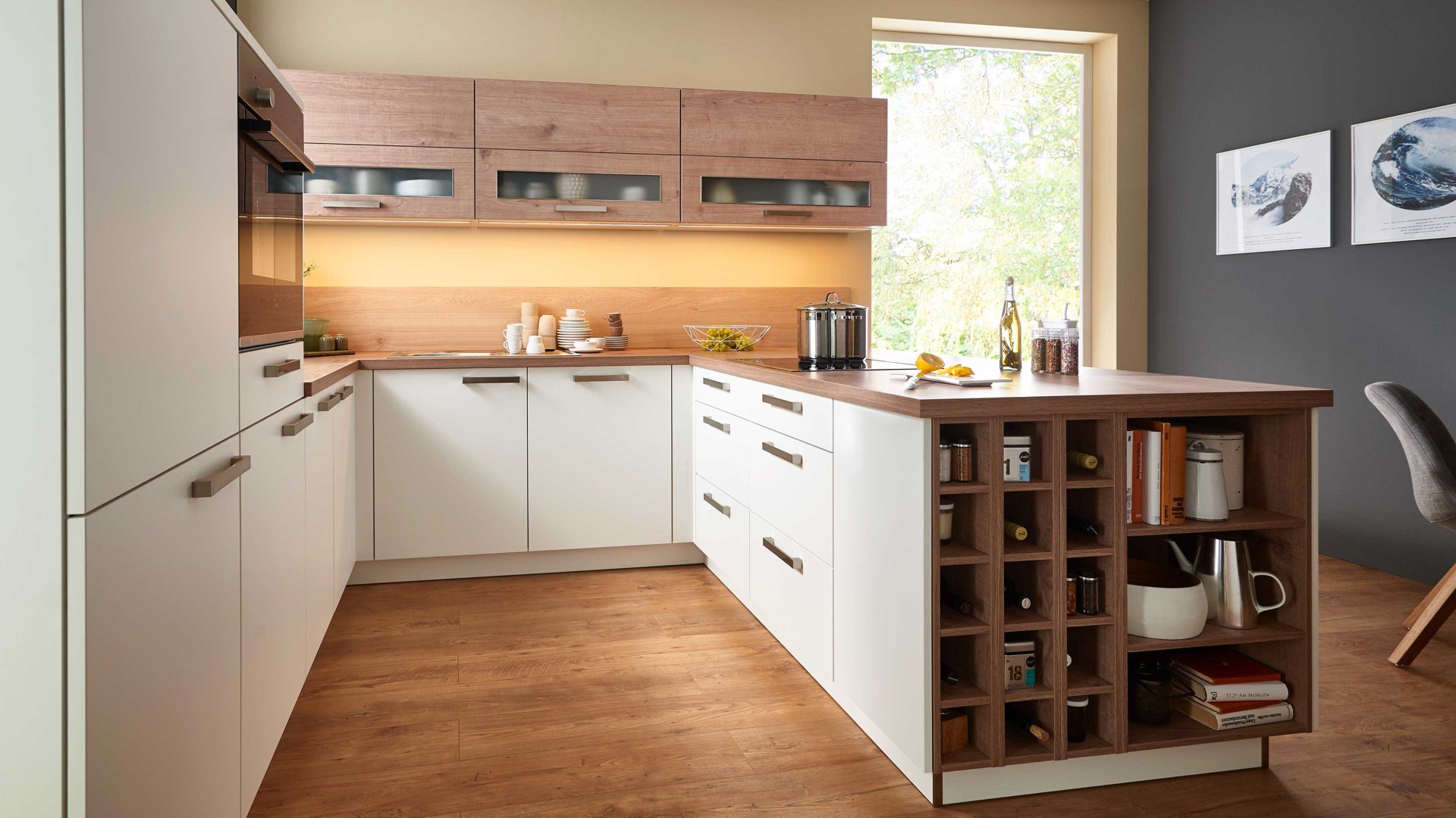 Einbauküche Nolte® küchen aus Holz in Weiß nolte® Einbauküche Manhattan mit Einbaugeräten Weiß & Steineiche - Stellfläche ca. 275 x 291 cm