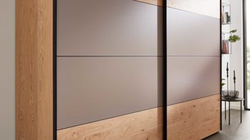Kleiderschrank Interliving aus Holz in Grau Interliving Schlafzimmer Serie 1024 – Schwebetürenschrank Design 25,  Taupe & Balkeneiche - zwei Türen, Breite ca. 301 cm