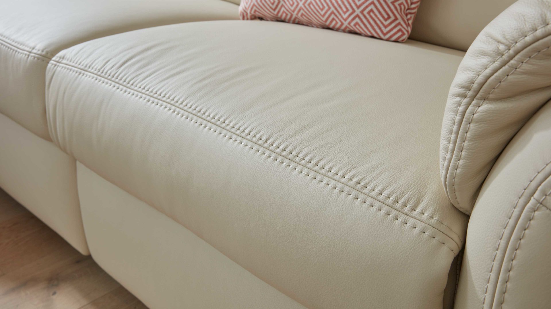 Ecksofa modulmaster aus Leder in Beige Modulmaster MM-PN1049 - Wohnlandschaft ecrufarbenes Leder Torro – Stellfläche ca. 335 x 262 cm