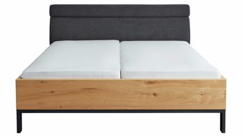 Bettgestell Interliving aus Holz in Anthrazit Interliving Schlafzimmer Serie 1023 – Bettgestell 87438 Winkelfuß, Liegefläche ca. 200 x 200 cm - Balkeneiche & Anthrazit
