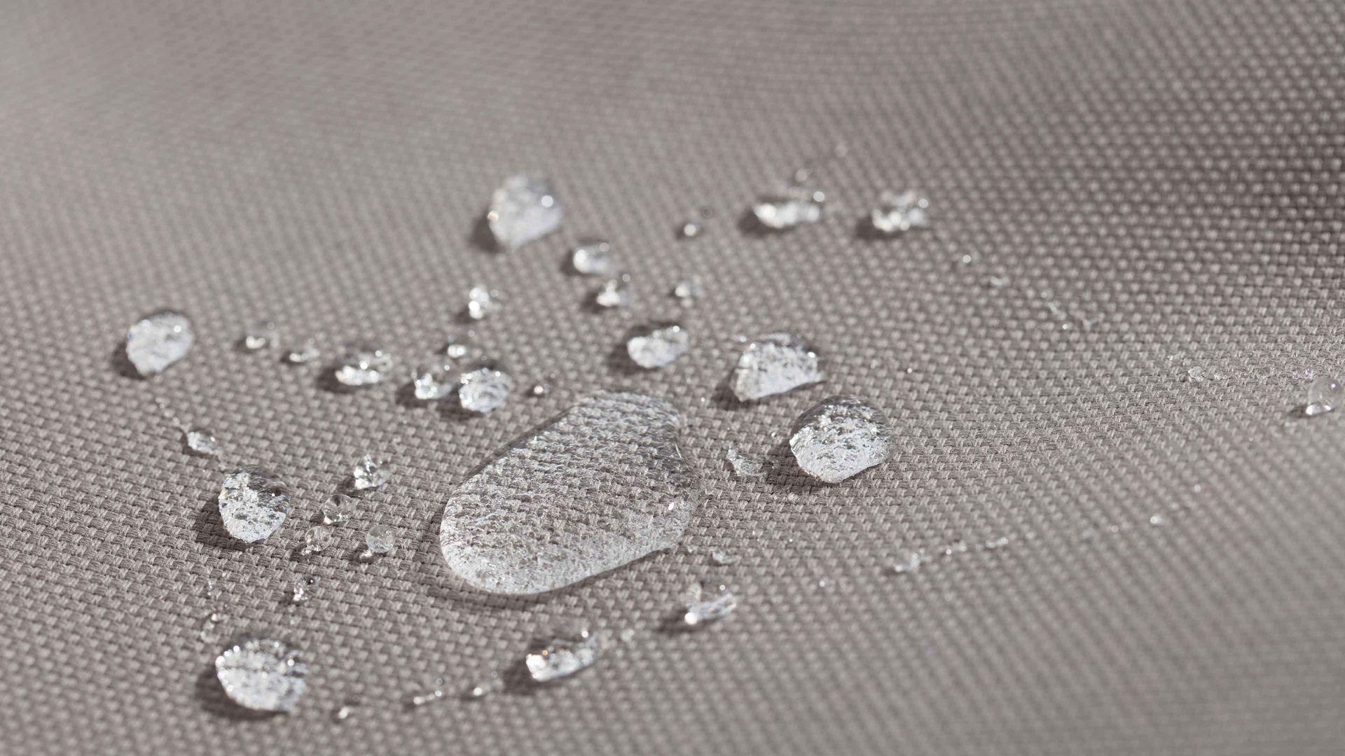 Sitzsack-Hocker Magma sitting point aus Kunstfaser in Hellgrau SITTING POINT Sitzsack-Hocker loft outside als Kleinmöbel graue Outdoor-Kunstfaser – ca. 80 x 80 cm