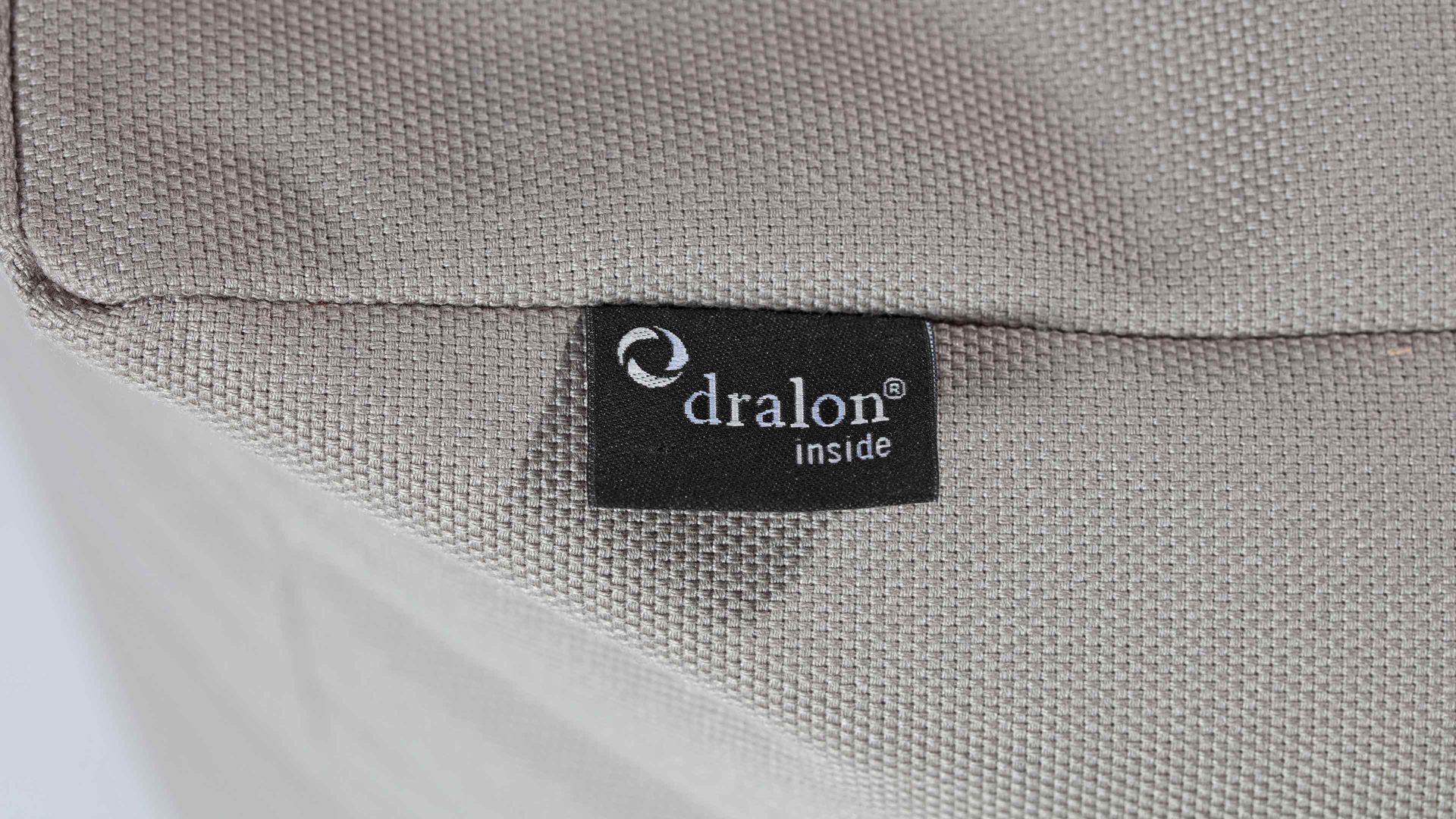 Sitzsack-Liege Magma sitting point aus Kunstfaser in Hellgrau SITTING POINT Sitzsack-Sessel twist outside graue Outdoor-Kunstfaser - ca. 300 Liter