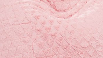 Standard-Sitzsack Magma sitting point aus Kunstfaser in Pastell SITTING POINT Plüsch-Sitzsack Fluffy Hearts L als Sitzmöbel roséfarbener Plüschbezug - ca. 120 Liter