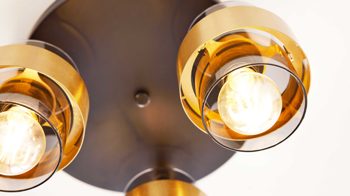 Deckenleuchte Interliving aus Glas in Grau Interliving Leuchten Serie 9333 - Deckenleuchte Rauchglas & Messing – Durchmesser ca. 37 cm