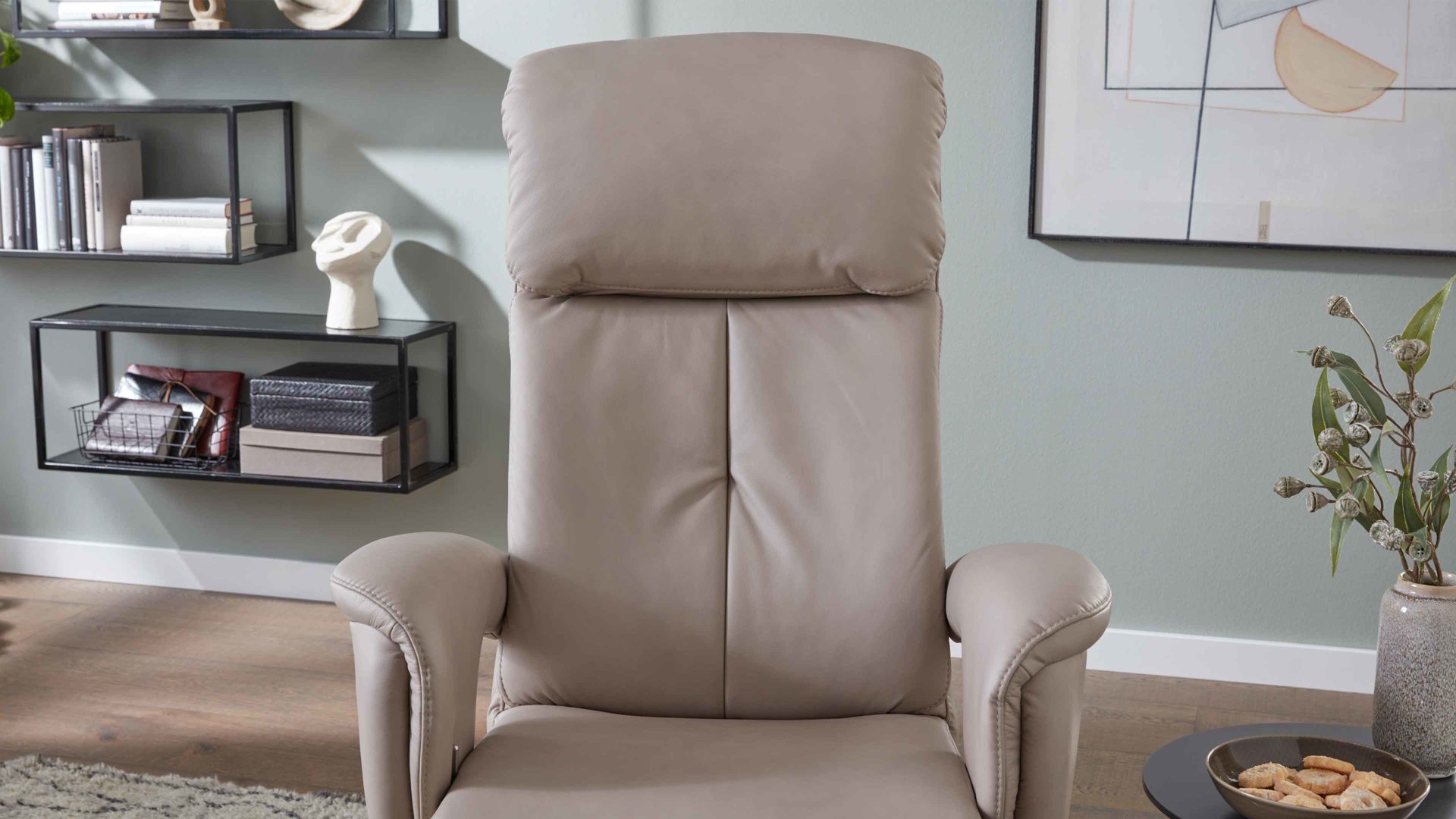 Relaxsessel comfortmaster besser sitzen, liegen, leben aus Leder in Hellgrau Comfortmaster CM-HU1157 - Relaxsessel B perlfarbenes LongLife-Leder Vivre & schwarzer Sternfuß - Ergonomie S