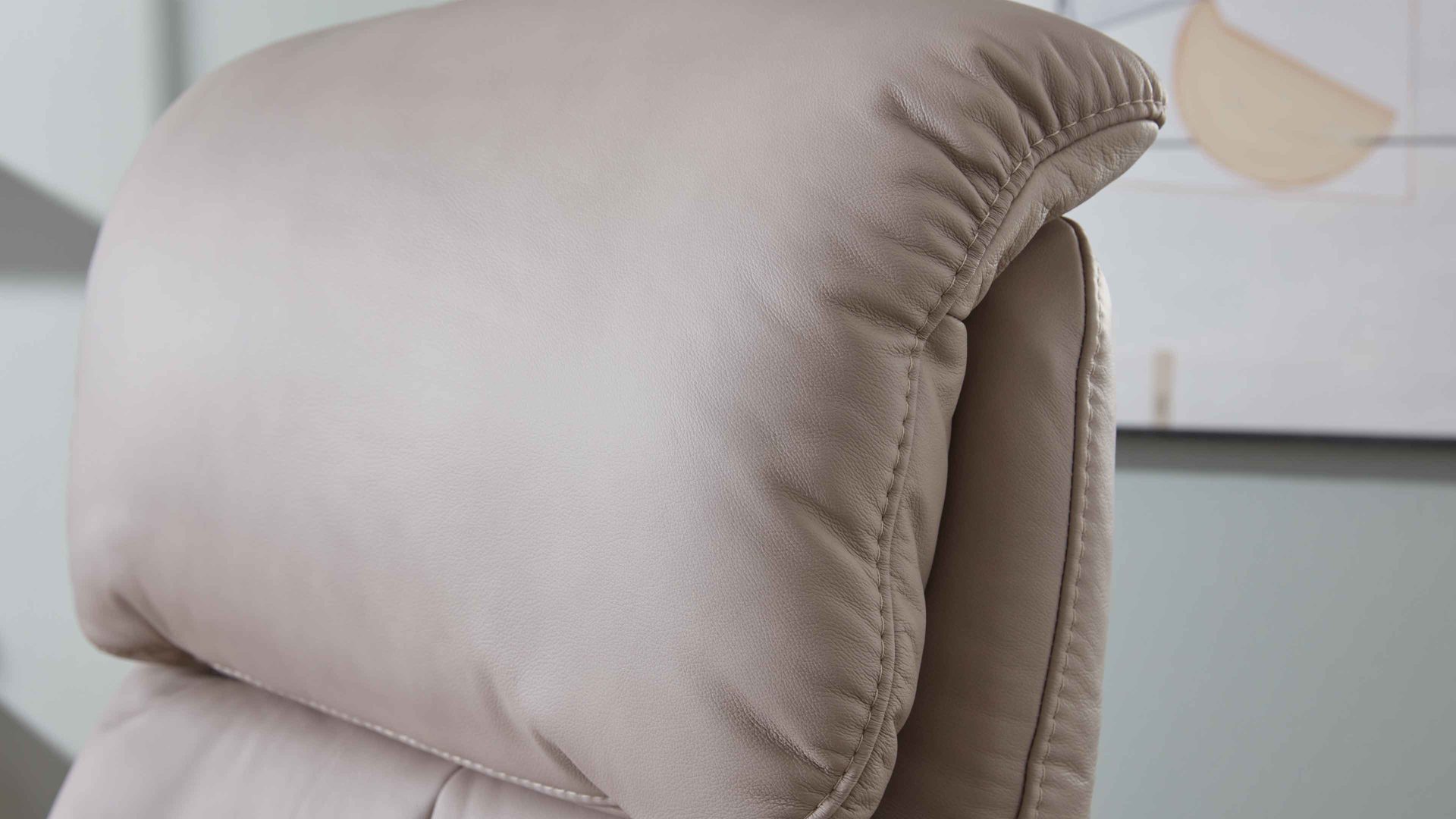 Relaxsessel comfortmaster besser sitzen, liegen, leben aus Leder in Hellgrau Comfortmaster CM-HU1157 - Relaxsessel B perlfarbenes LongLife-Leder Vivre & schwarzer Sternfuß - Ergonomie S