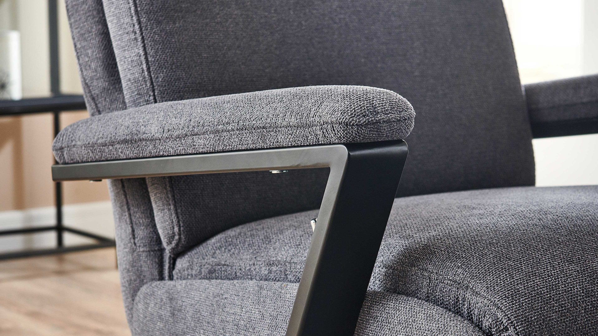 Relaxsessel OrthoSedis aus Stoff in Anthrazit Polsterprogramm OrthoSedis 4.0 - Relaxsessel L3 anthrazitfarbener Stoffbezug Sofia clean & schwarzer Sternfuß