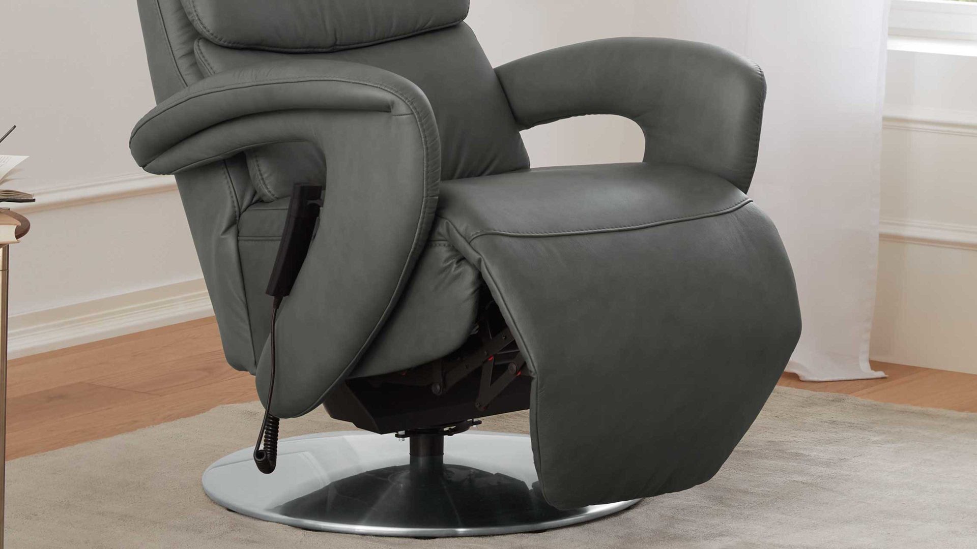 Relaxsessel comfortmaster besser sitzen, liegen, leben aus Leder in Anthrazit Comfortmaster CM-HU1060 – Relaxsessel B anthrazitfarbenes Leder Torro & Drehteller V6