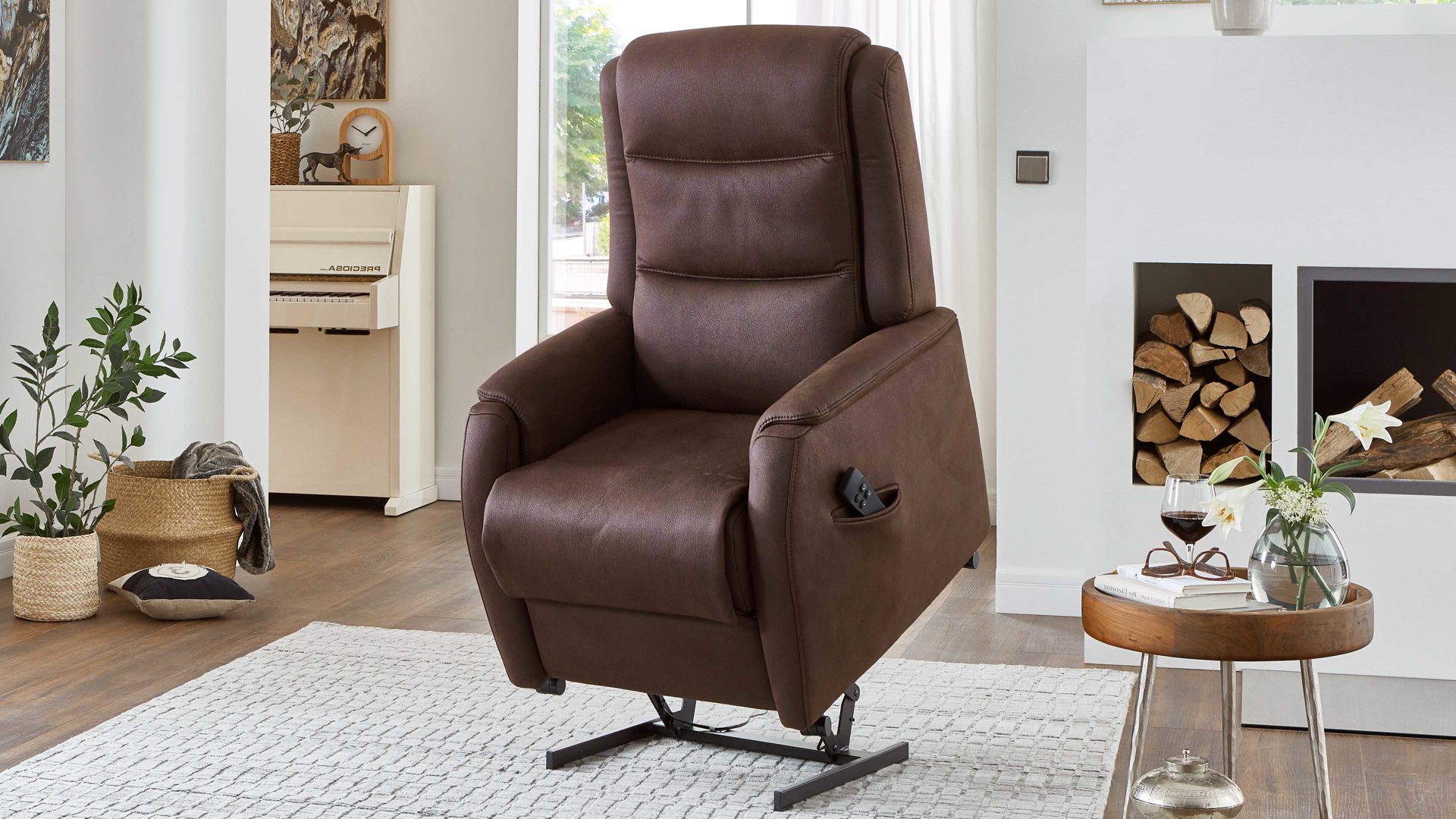 Fernsehsessel OrthoSedis aus Stoff in Dunkelbraun OrthoSedis OS-HU1111 - TV-Sessel A8 motorisch - espressofarbene Mikrofaser Deluxe