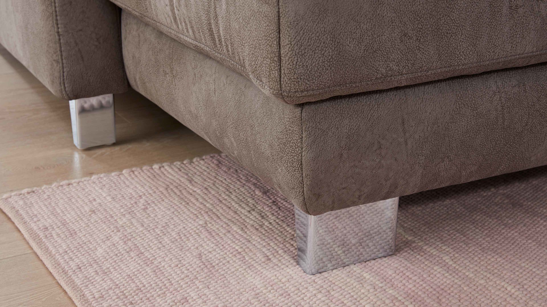 Ecksofa modulmaster aus Stoff in Grau Modulmaster MM-MP1139 - Wohnlandschaft graue Mikrofaser Saddle & glänzende Metallfüße - Stellfläche ca. 351 x 214 cm