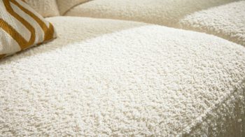 Funktionshocker Interliving aus Stoff in Weiß Interliving Sofa Serie 4054 – Funktionshocker naturweiße Chenille & schwarze Metallfüße – ca. 130 x 60 cm