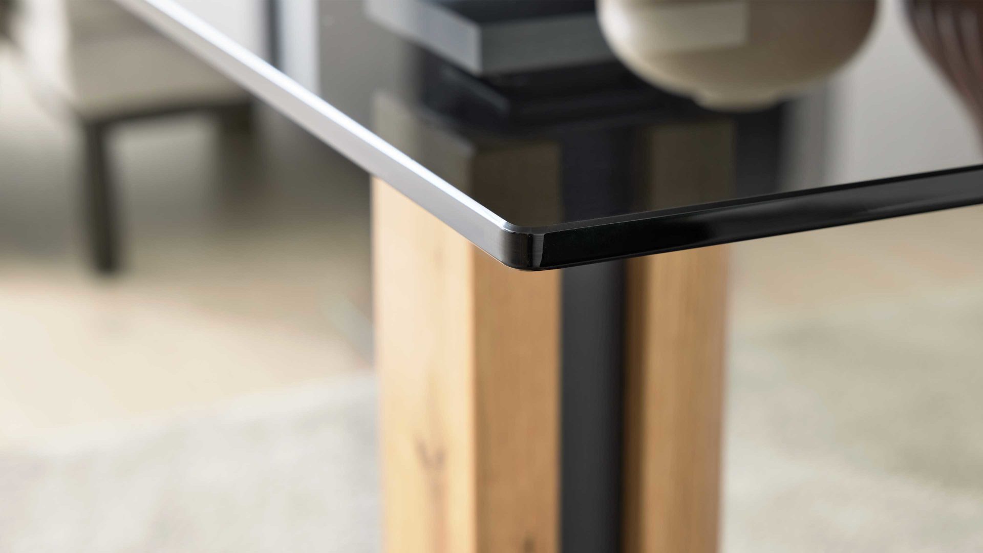 Beistelltisch Interliving aus Glas in Dunkelgrau Interliving Couchtisch Serie 6211 - Beistelltisch GPA-EBI graues Parsolglas & Wildeiche - ca. 55 x 47 cm