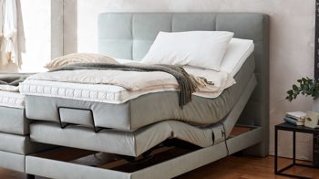 Boxspringbett comfortmaster besser sitzen, liegen, leben aus Stoff in Hellgrün Comfortmaster Boxspringbett Karat Comfort 5.1 jadefarbener Bezug Gavin 21 - Liegefläche ca. 180 x 200 cm