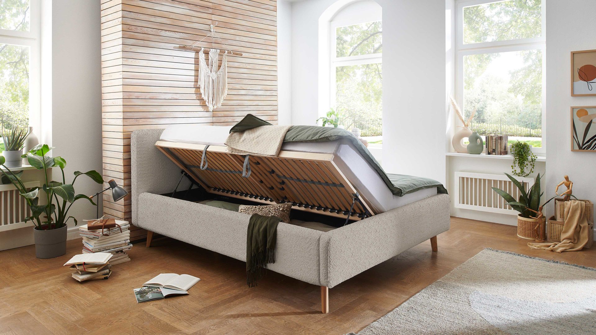 Bettgestell Meise.möbel aus Stoff in Beige Polsterbettgestell Mattis mit Bettkasten beigefarbener Boucle Bezug Abriamo 3 & Holzfüße - Liegefläche ca. 160 x 200 cm