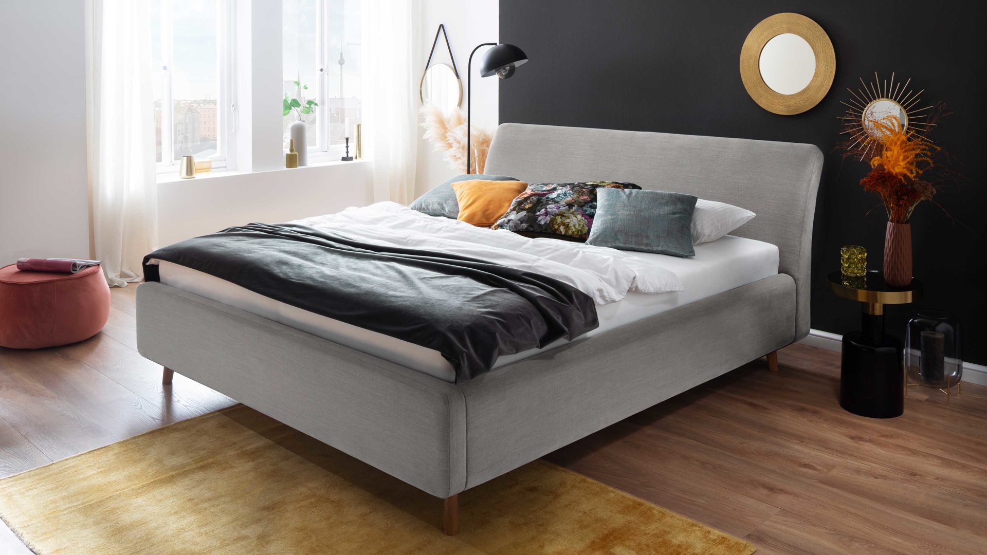Polsterbett Meise.möbel aus Stoff in Hellgrau Polsterbettgestell Mila mit Bettkasten, glattes Kopfteil hellgrauer Flachgewebe-Bezug Capri 4150 - Liegefläche ca. 160 x 200 cm