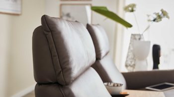 2,5-Sitzer comfortmaster besser sitzen, liegen, leben aus Leder in Dunkelbraun Comfortmaster 4160 - 2,5-Sitzer 44 Q mit Cumuly-Funktionen sattelfarbenes LongLife-Leder – Breite ca. 207 cm