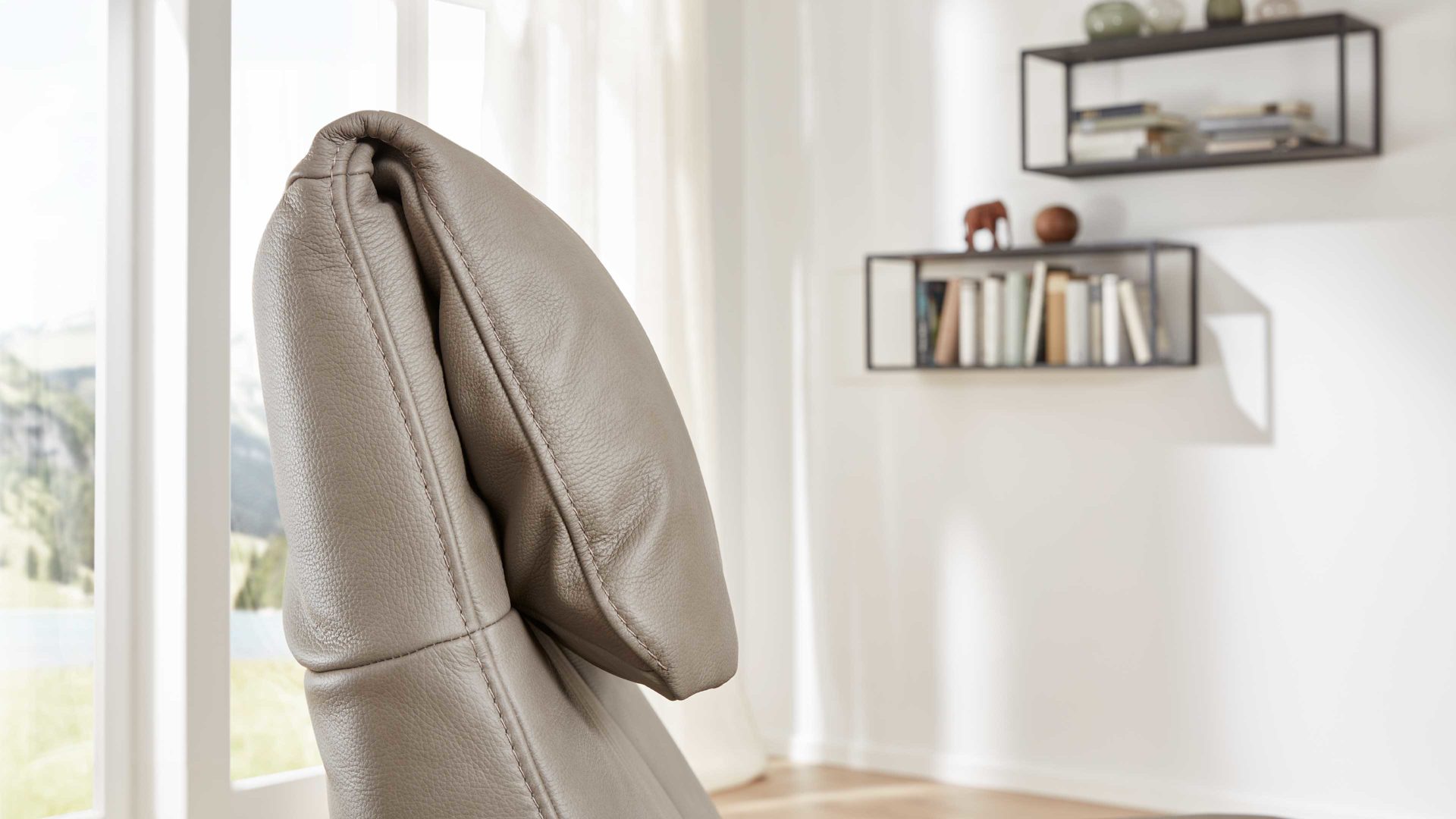 Relaxsessel comfortmaster besser sitzen, liegen, leben aus Leder in Grau Comfortmaster 7424 - Relaxsessel 52N titanfarbenes LongLife-Leder Rustika & Edelstahl