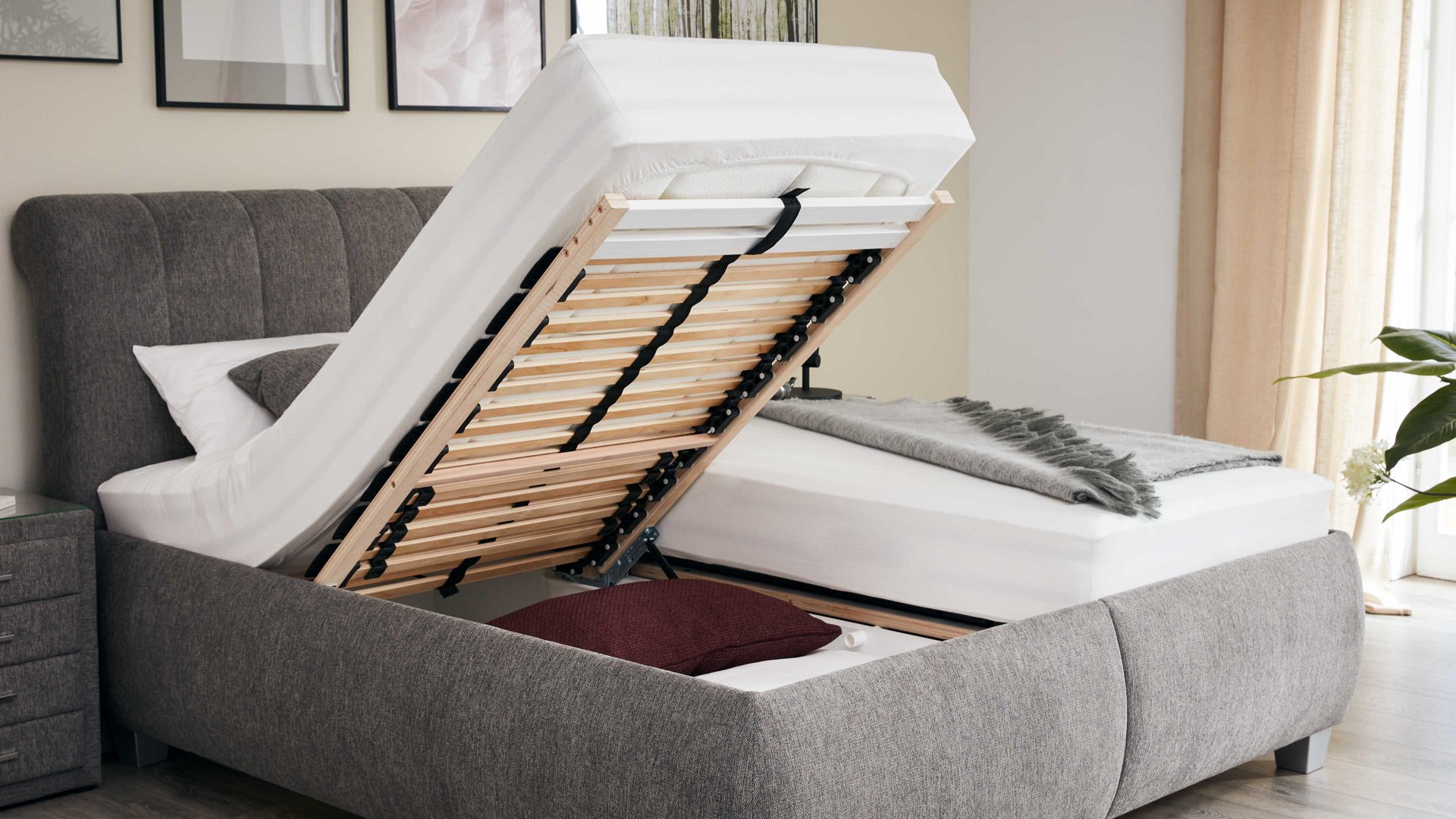 Polsterbett comfortmaster besser sitzen, liegen, leben aus Stoff in Grau Comfortmaster Messina - Polsterbett graue Mikrofaser Brego 321100 – Liegefläche ca. 180 x 200 cm