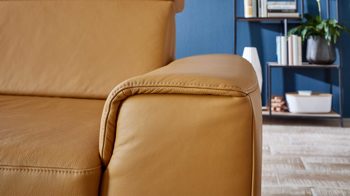 Ecksofa modulmaster aus Leder in Orange Modulmaster MM-PN1167 - Ecksofa kurkumafarbenes Leder Torro & schwarze Metallfüße - Stellfläche ca. 188 x 335 cm