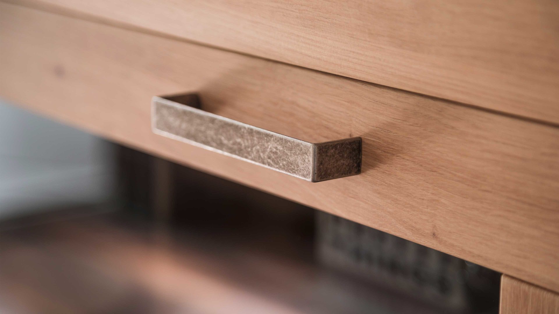 Highboard Mca furniture aus Holz in Holzfarben Wohnprogramm Meran - Highboard Balkeneiche & Anthrazit – zwei Türen, zwei  Schubladen, Breite ca. 110 cm